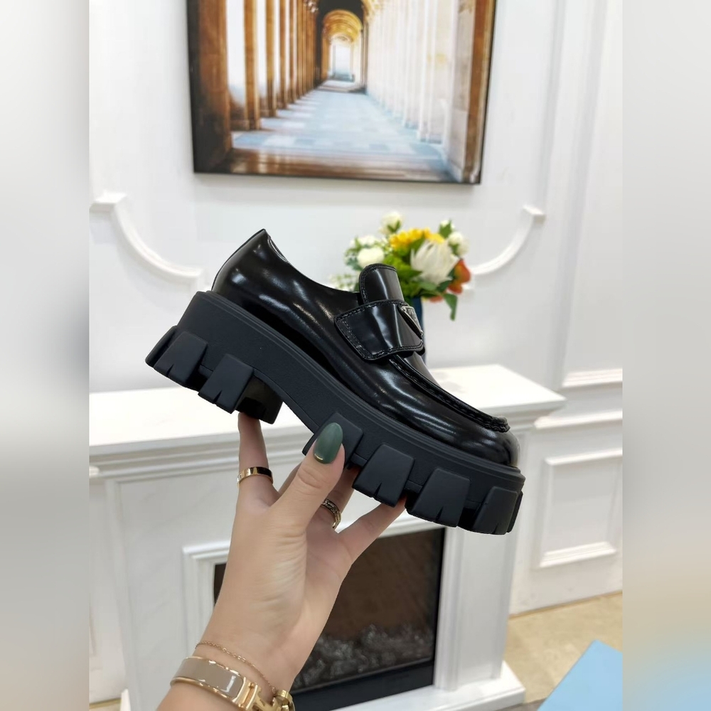 Prada Monolith leather Loafers - Picture 6 of 8